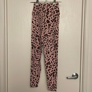 Booty by Brabants Pink Leopard Print Soft Leggings